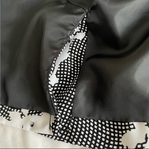 Attention Floral Formal Blazer - Picture 5 of 8